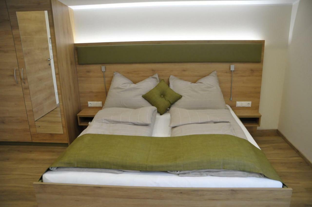 Hotel - Garni Mittelpunkt-Europa Gmbh Braunau am Inn Zewnętrze zdjęcie